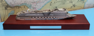 Kreuzfahrtschiff "AIDAblu" graue Ausführung (1 St.) D 2004 in 1:1400